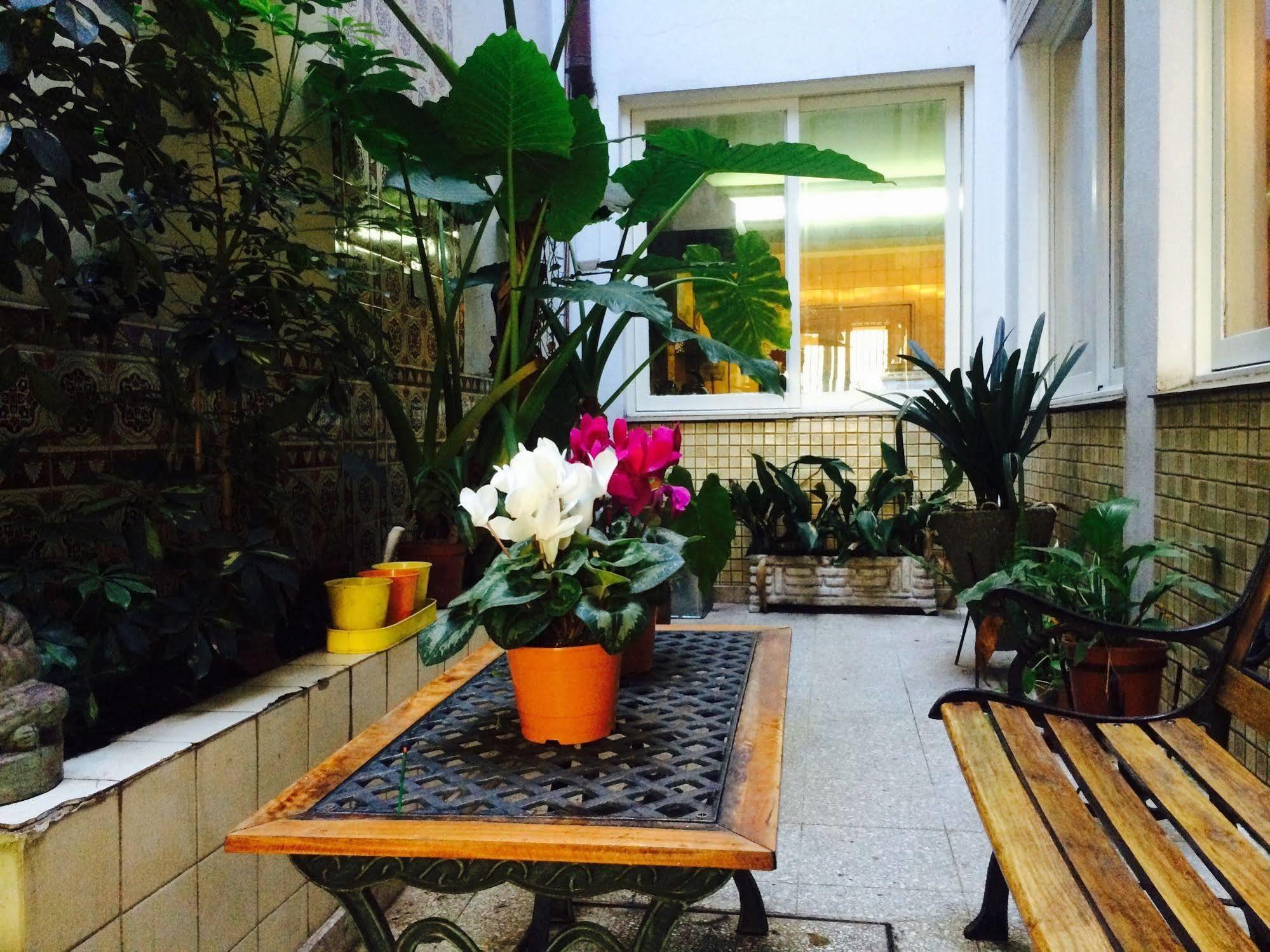 Petit Recoleta Hostel Buenos Aires Exteriér fotografie